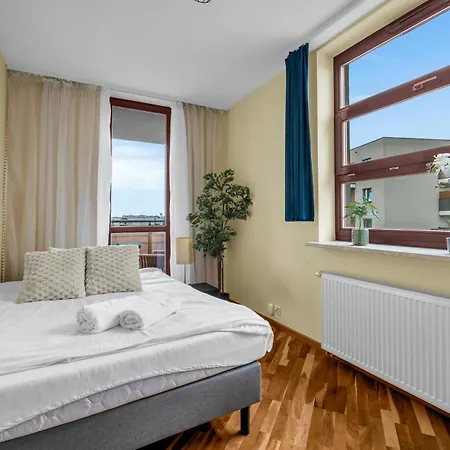 Spacious 2br With Balcony Parking 公寓 华沙